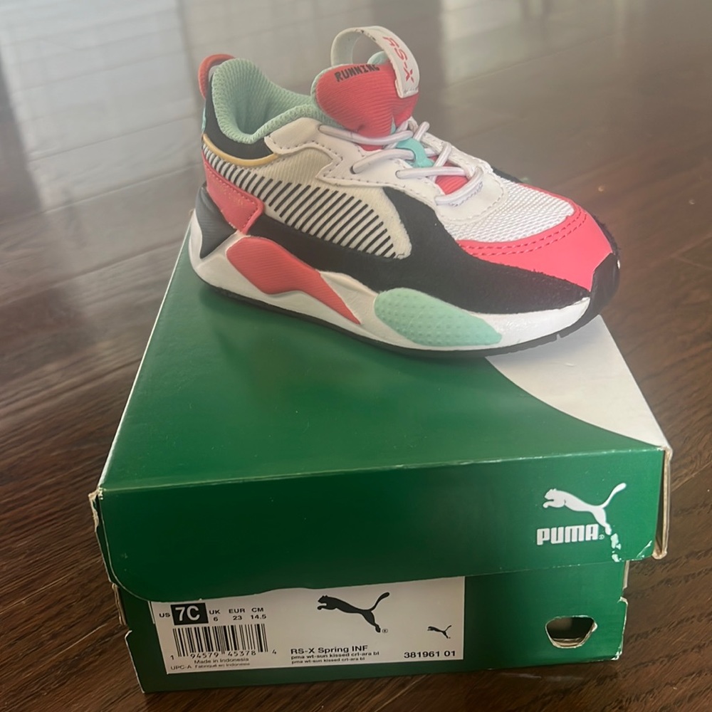 Puma toddler girl sneakers
